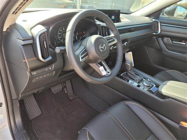 2025 Mazda CX-50 Premium photo 3