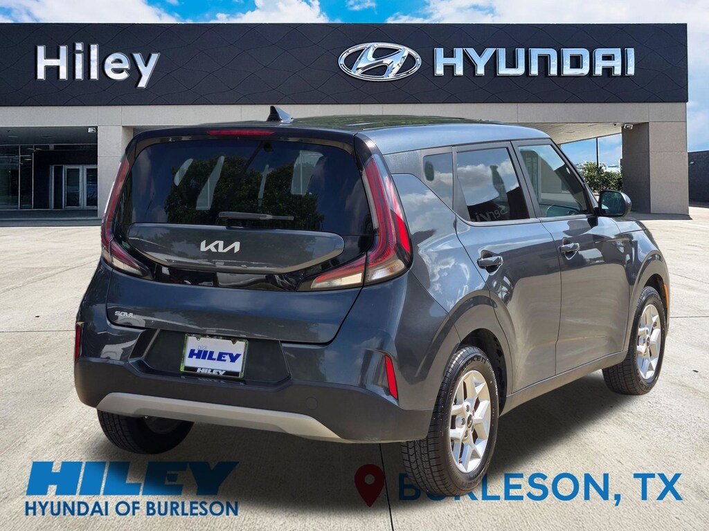 Used 2023 Kia Soul LX Hatchback