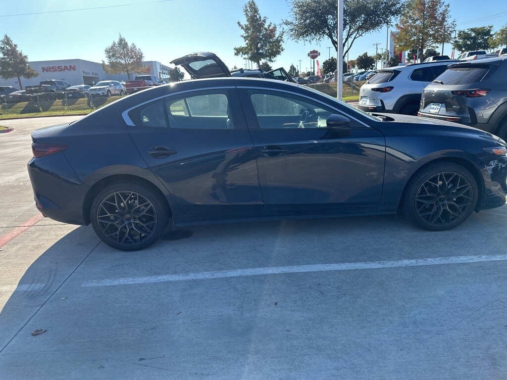 2024 Mazda Mazda3 2.5 s Preferred photo 2