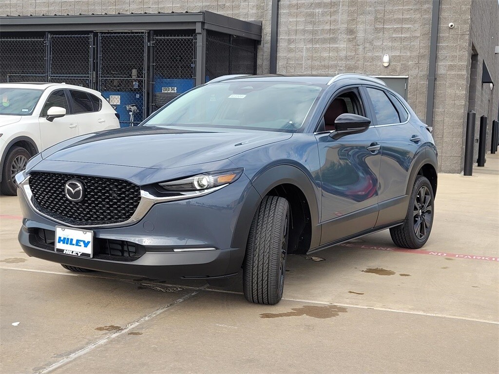 2025 Mazda CX-30 2.5 S Carbon photo 2