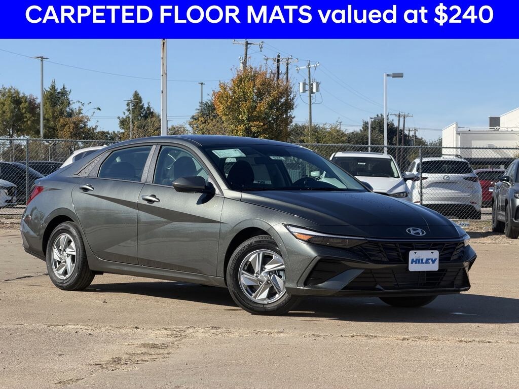 New 2026 Hyundai Elantra SE Sedan