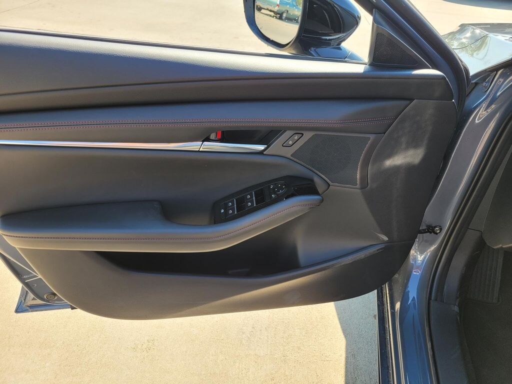 Used 2025 Mazda Mazda3 Hatchback 2.5 S Carbon Edition Hatchback