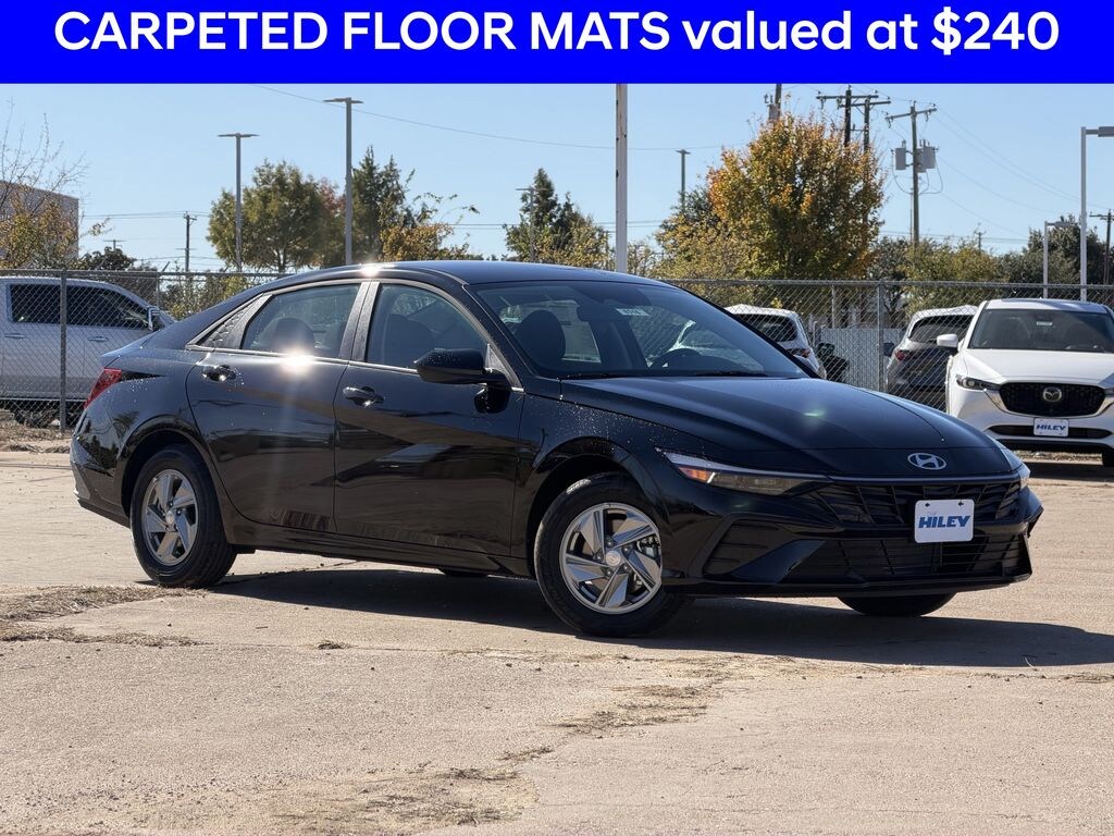 New 2026 Hyundai Elantra SE Sedan