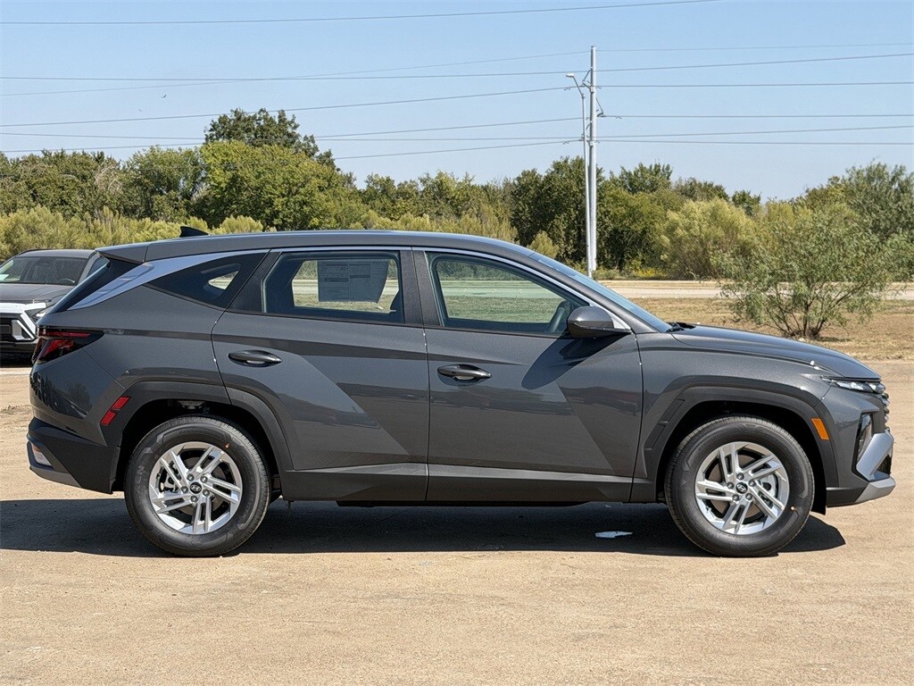 New 2026 Hyundai Tucson SE SUV