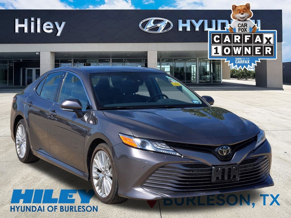 Used 2018 Toyota Camry XLE Sedan