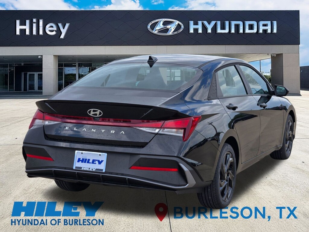 New 2026 Hyundai Elantra SEL Sport Sedan