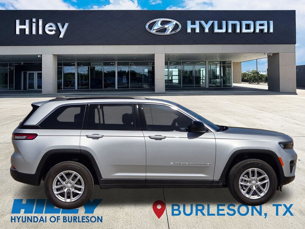 Used 2025 Jeep Grand Cherokee Laredo X SUV