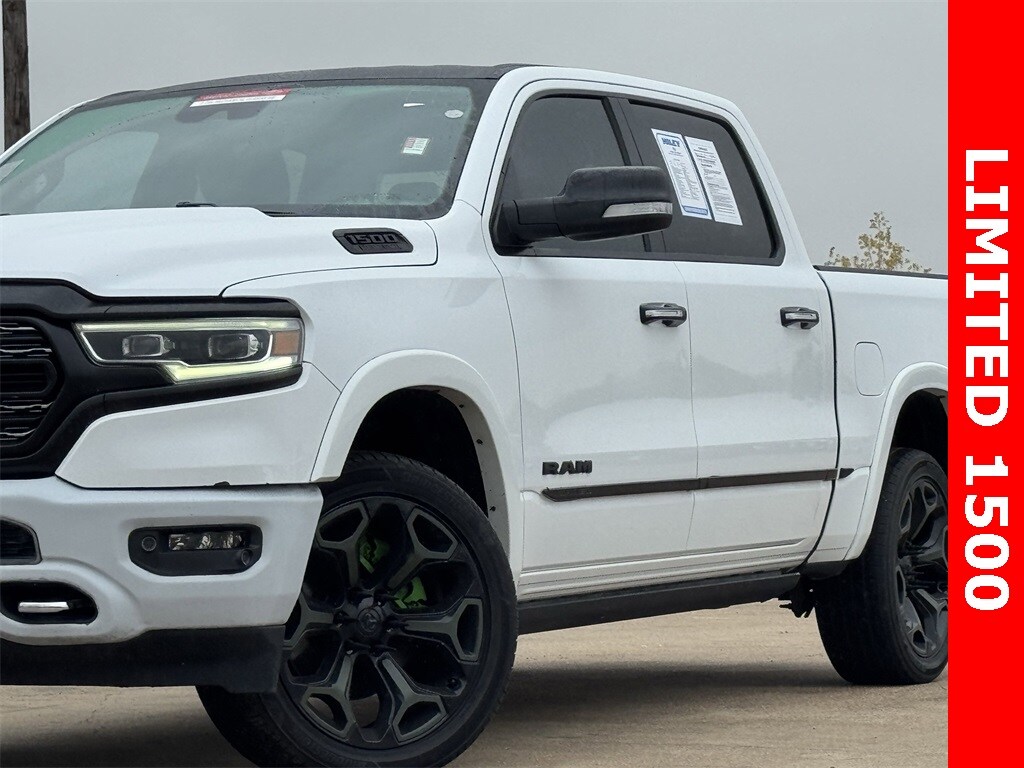 2022 Ram 1500 Limited photo 3