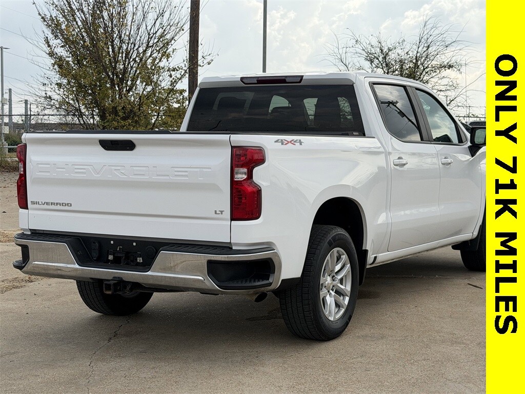 2021 Chevrolet Silverado 1500 LT photo 3