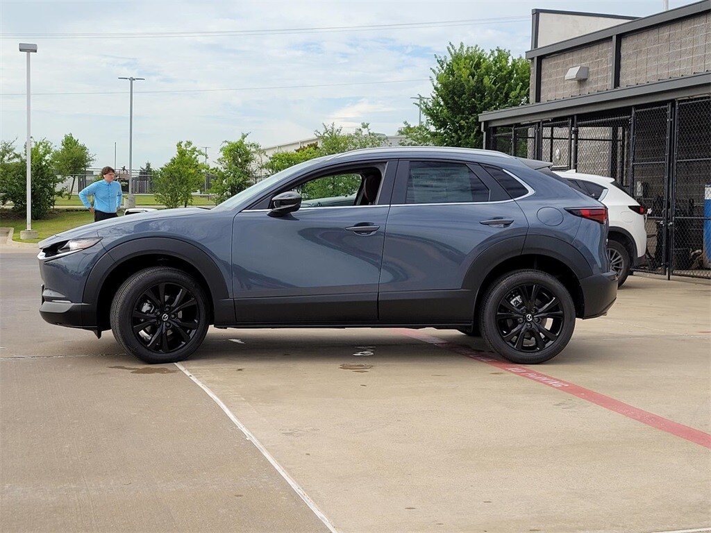 2025 Mazda CX-30 2.5 S Carbon photo 3