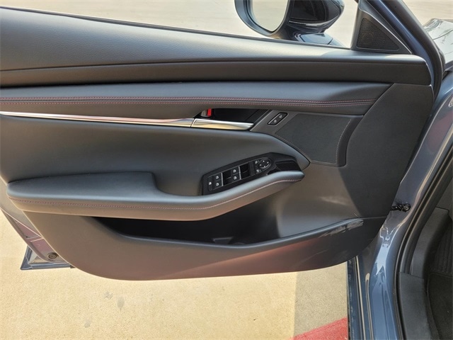 2025 Mazda Mazda3 Hatchback 2.5 s Carbon photo 3