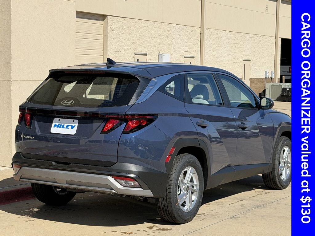 New 2026 Hyundai Tucson SE SUV