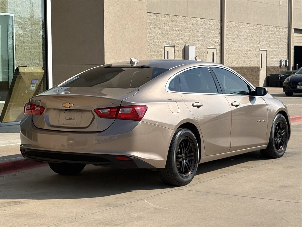 2018 Chevrolet Malibu 1LT photo 4