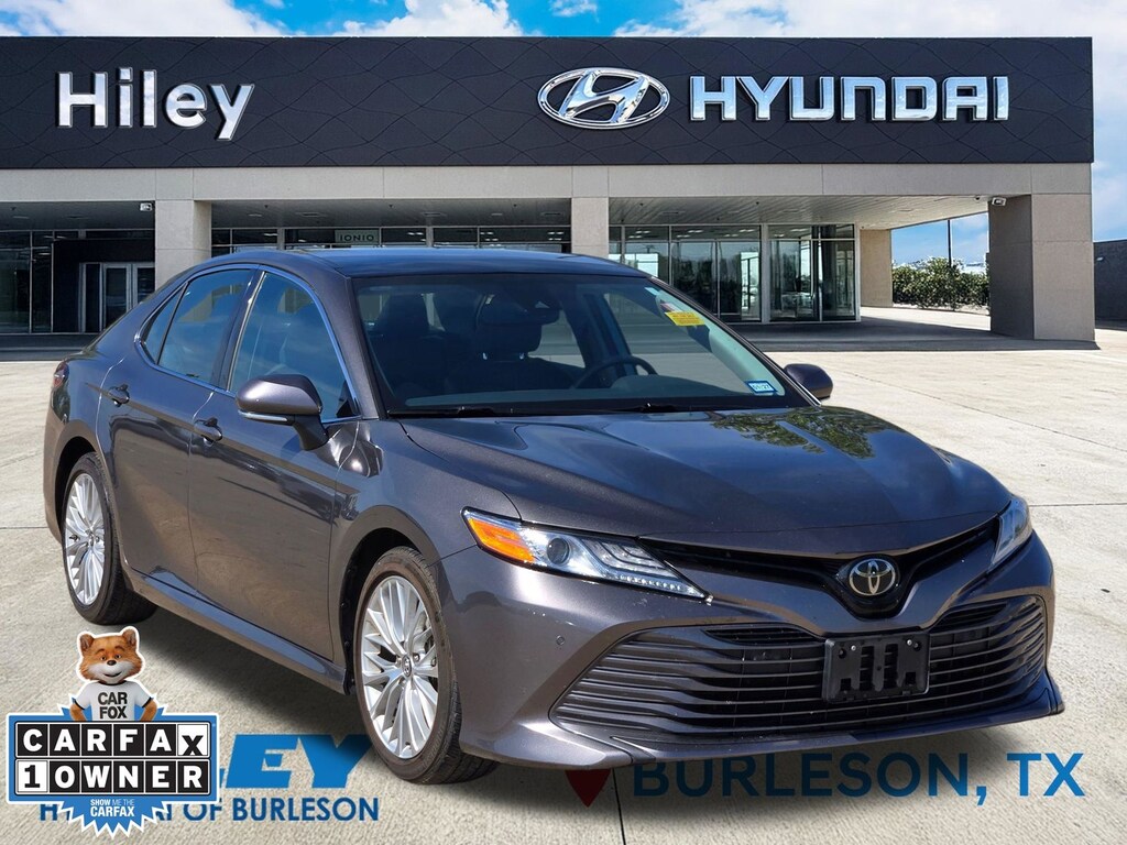 Used 2018 Toyota Camry XLE Sedan