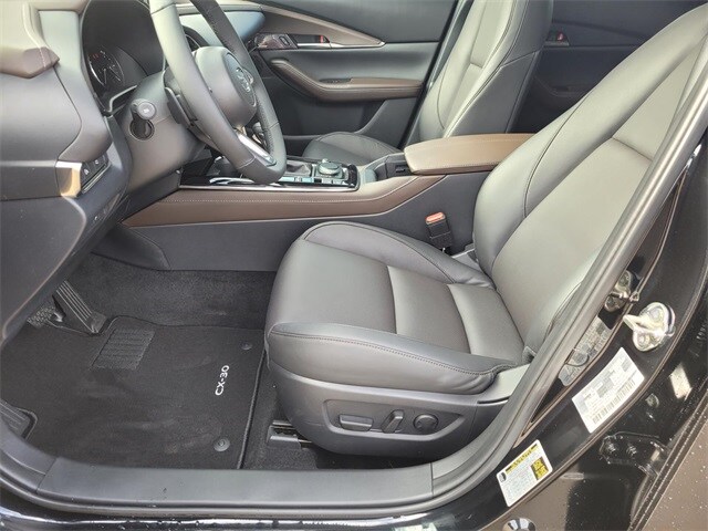2025 Mazda CX-30 2.5 S Premium photo 2