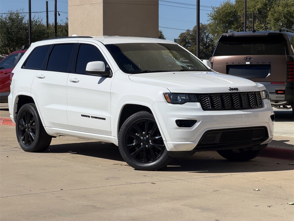 Used 2019 Jeep Grand Cherokee Altitude SUV