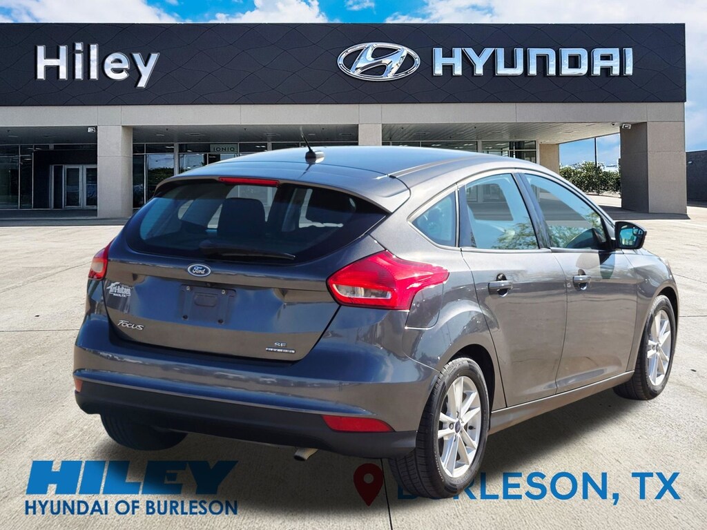Used 2016 Ford Focus SE Hatchback