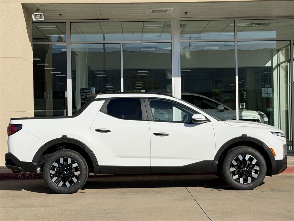 2026 Hyundai Santa Cruz SEL photo 2