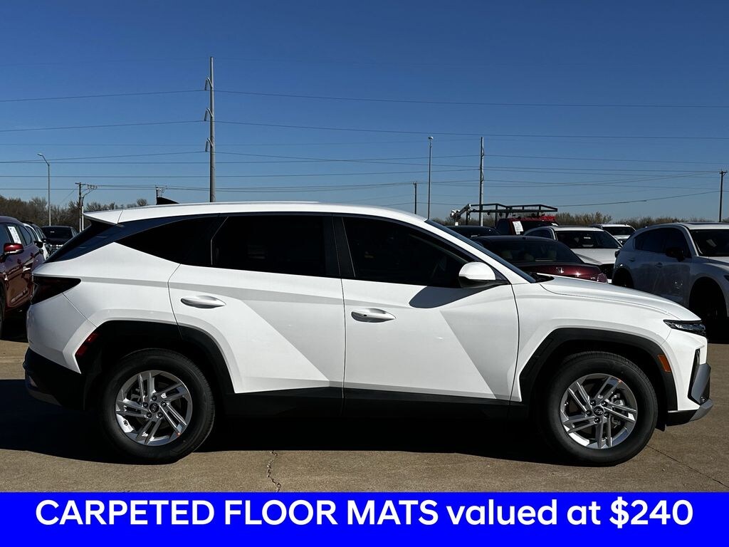 New 2026 Hyundai Tucson SE SUV