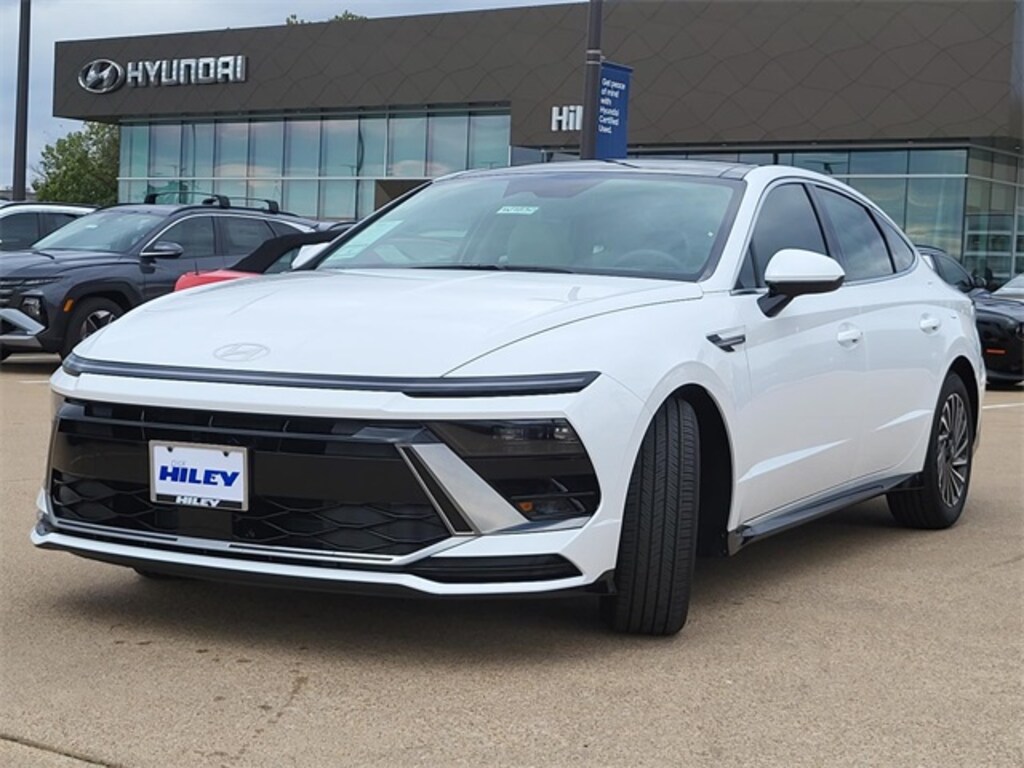 New 2026 Hyundai Sonata Hybrid SEL Sedan