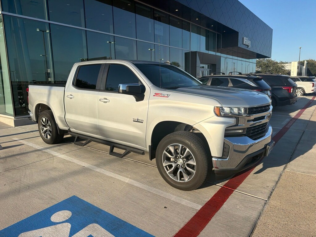 Used 2019 Chevrolet Silverado 1500 LT Truck Crew Cab
