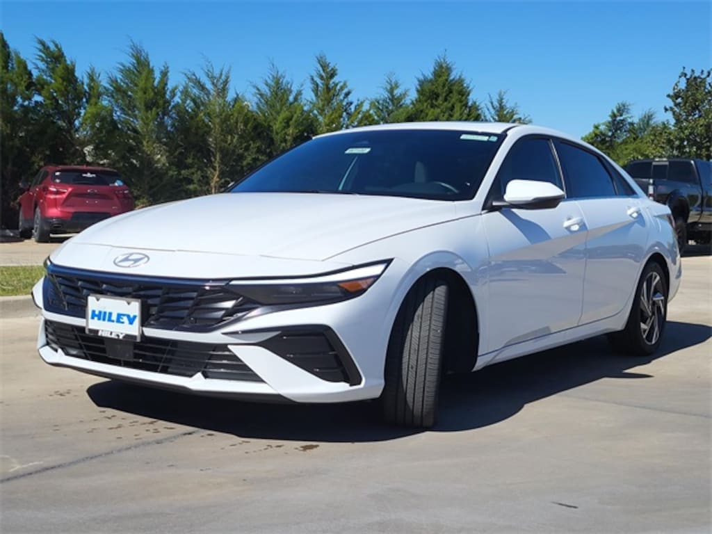 New 2025 Hyundai Elantra Hybrid Limited Sedan