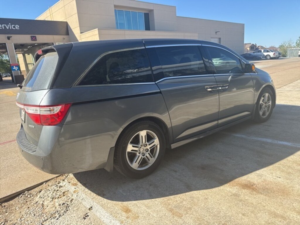 Used 2013 Honda Odyssey Touring Van