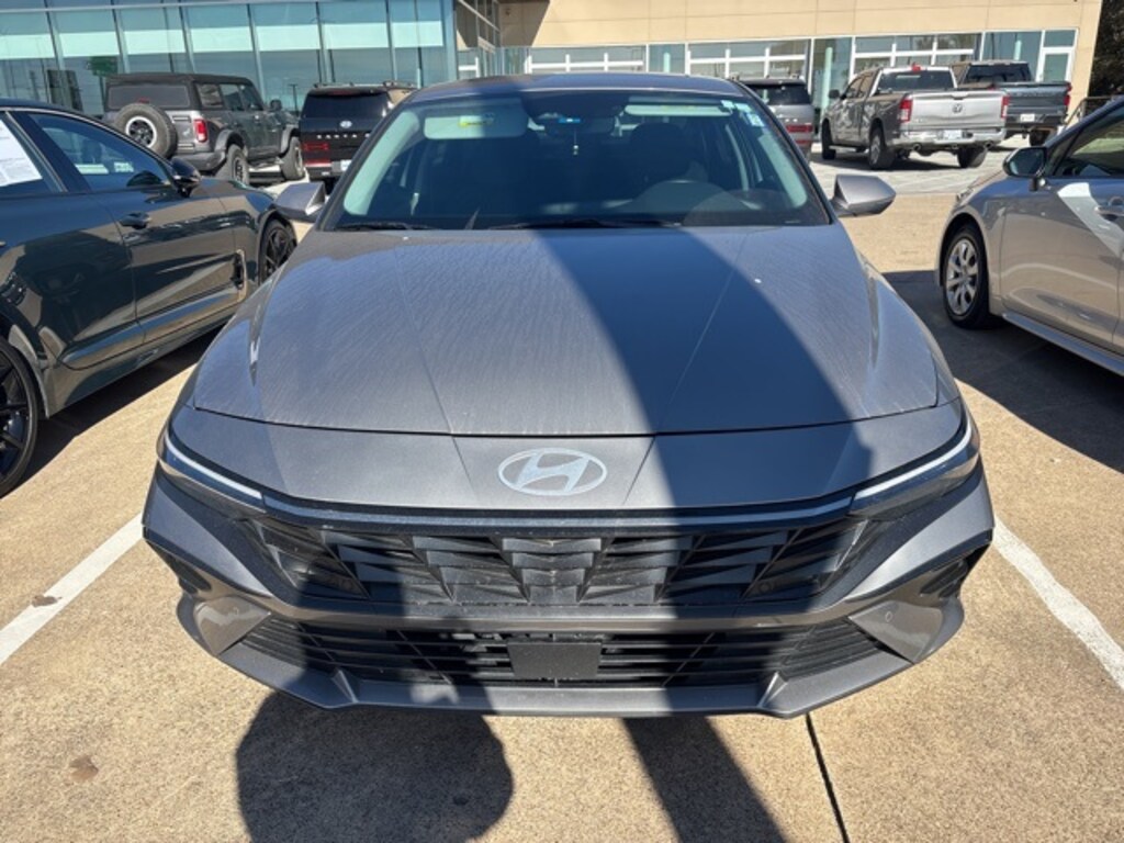 Certified 2024 Hyundai Elantra Hybrid Limited Sedan