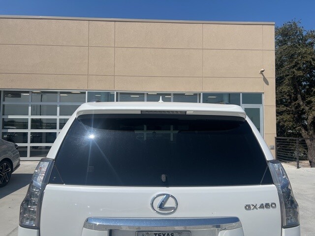 2014 Lexus GX 460 Base photo 2