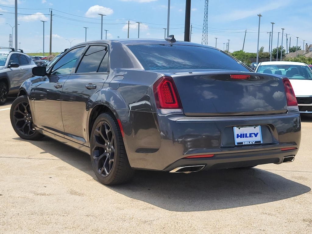 Used 2019 Chrysler 300 Touring Sedan
