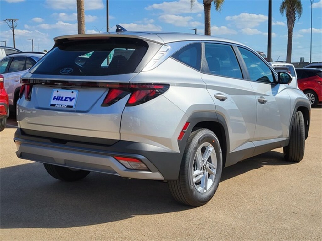 New 2026 Hyundai Tucson SE SUV