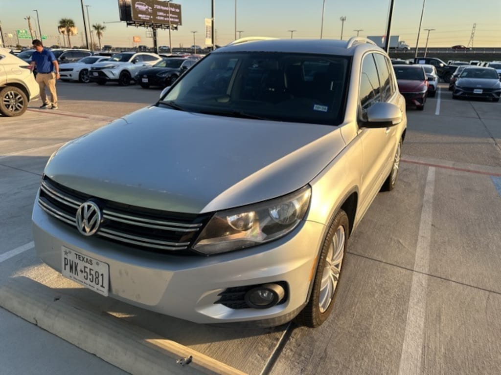 Used 2012 Volkswagen Tiguan SUV