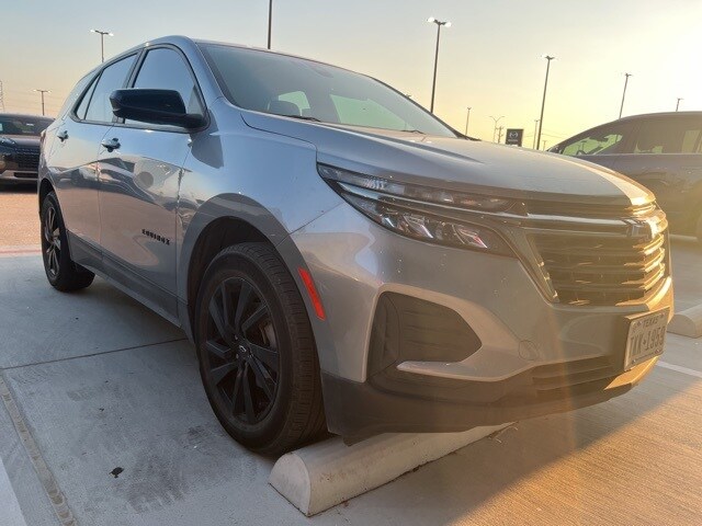 2024 Chevrolet Equinox LS photo 3