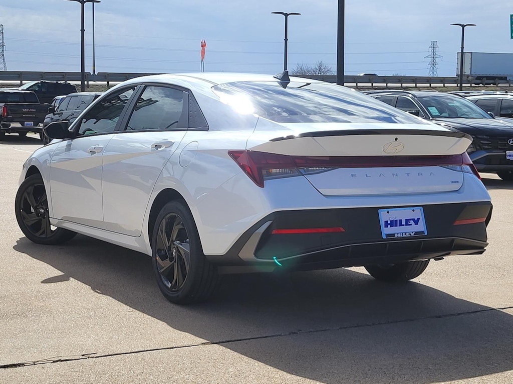 New 2026 Hyundai Elantra Hybrid SEL Sport Sedan