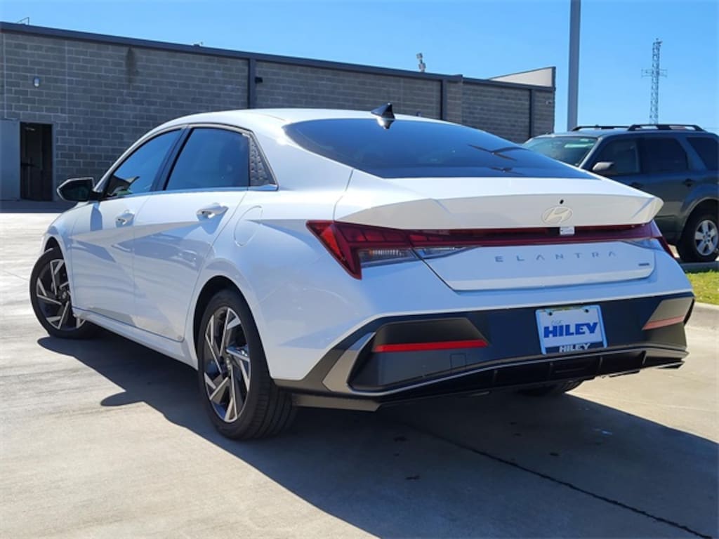 New 2025 Hyundai Elantra Hybrid Limited Sedan