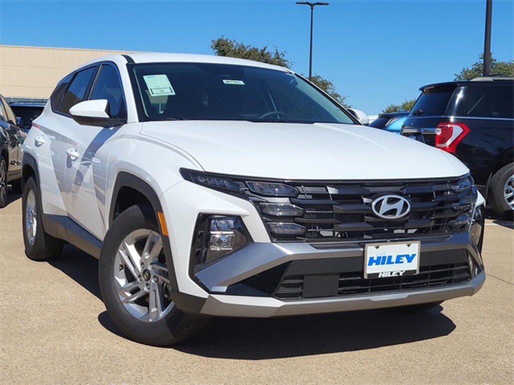 New 2025 Hyundai Tucson SE SUV