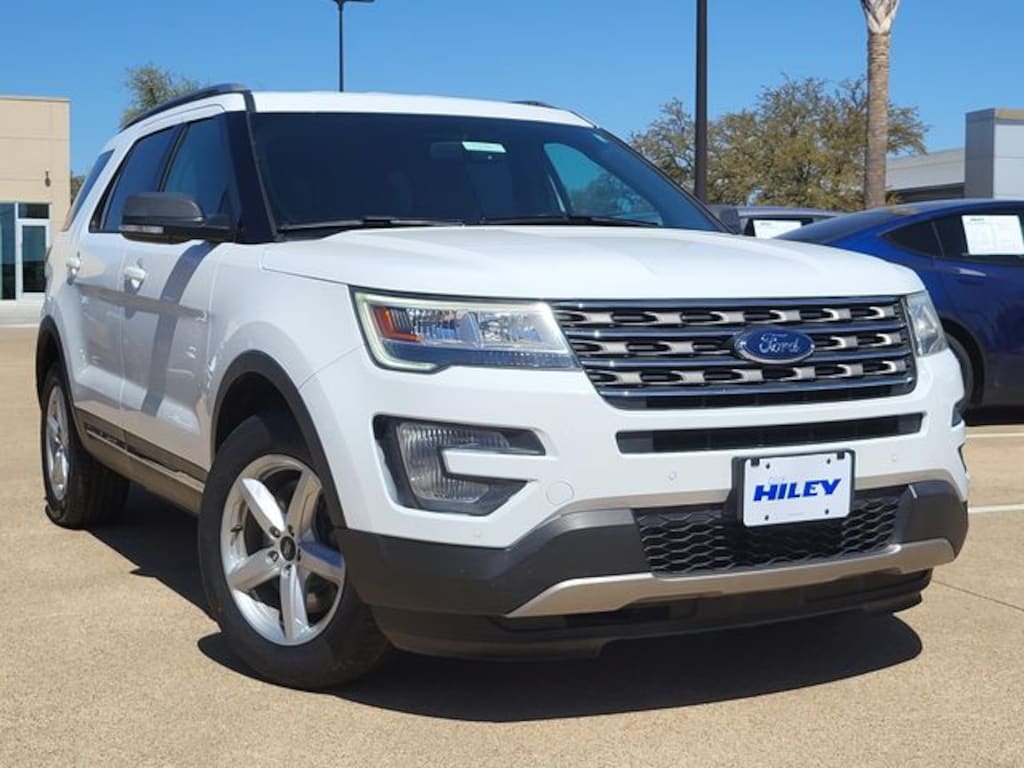 Used 2017 Ford Explorer XLT SUV