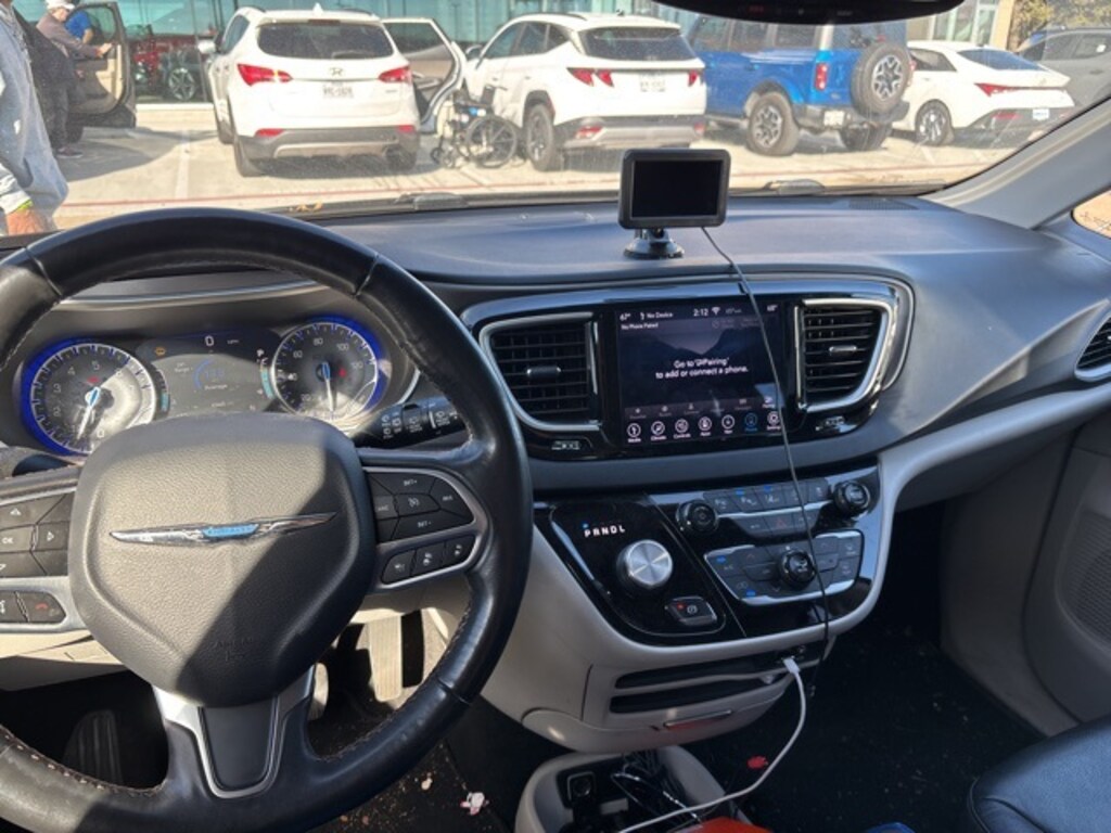 Used 2020 Chrysler Pacifica Touring L Van Passenger Van