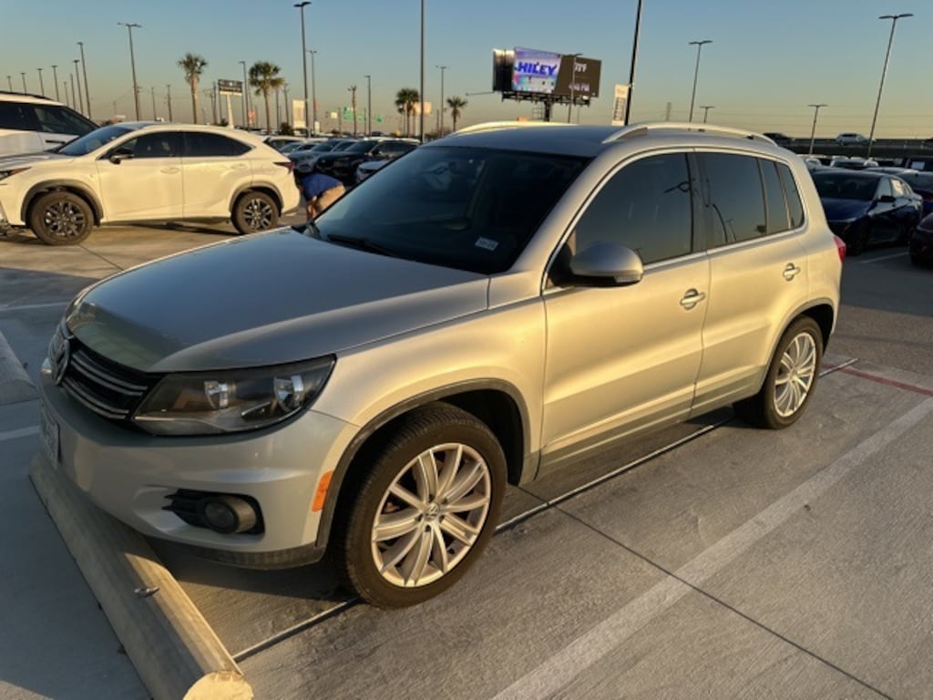 Used 2012 Volkswagen Tiguan SUV