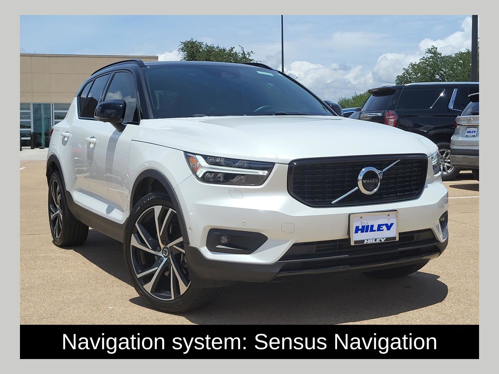 2021 Volvo XC40 T5 R-Design AWD's photo