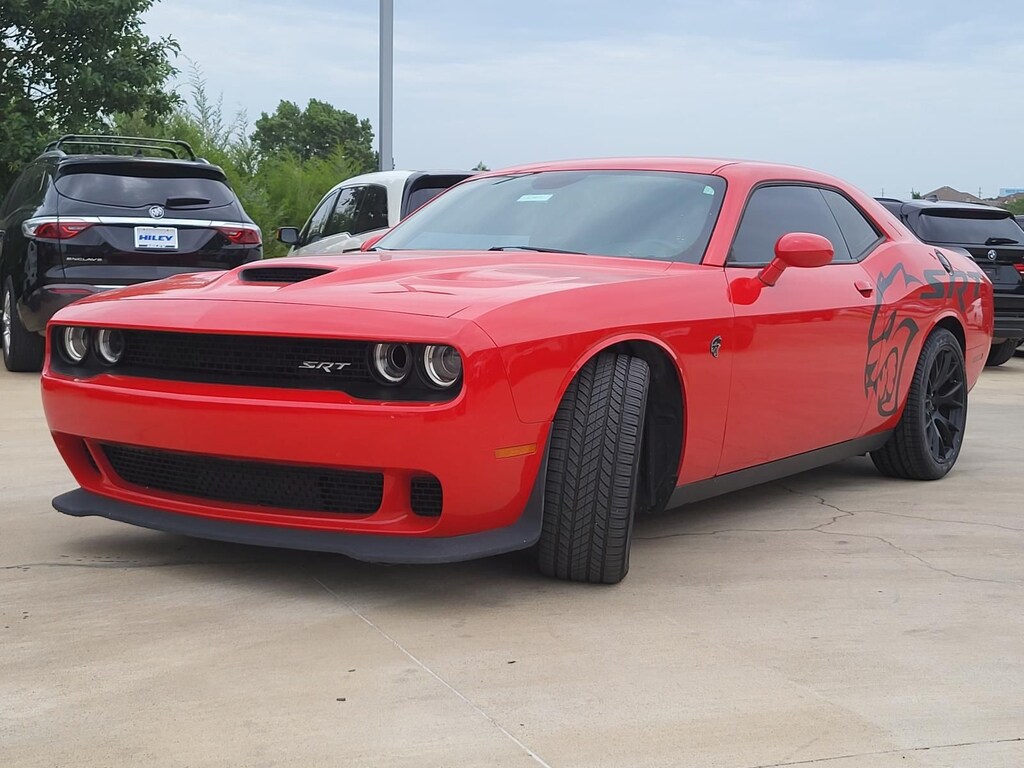 Used 2015 Dodge Challenger SRT Hellcat Coupe