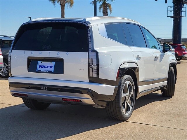 2026 Hyundai Ioniq Limited photo 3