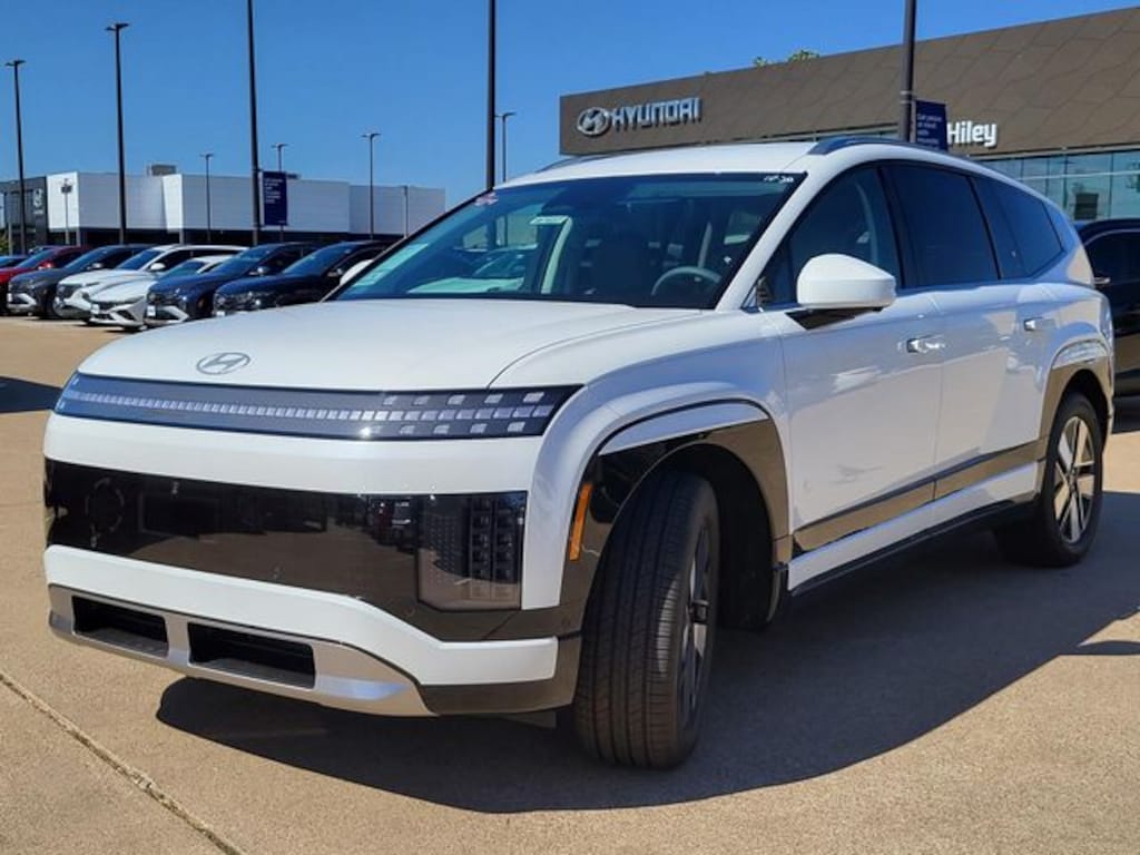 New 2026 Hyundai IONIQ 9 SEL SUV