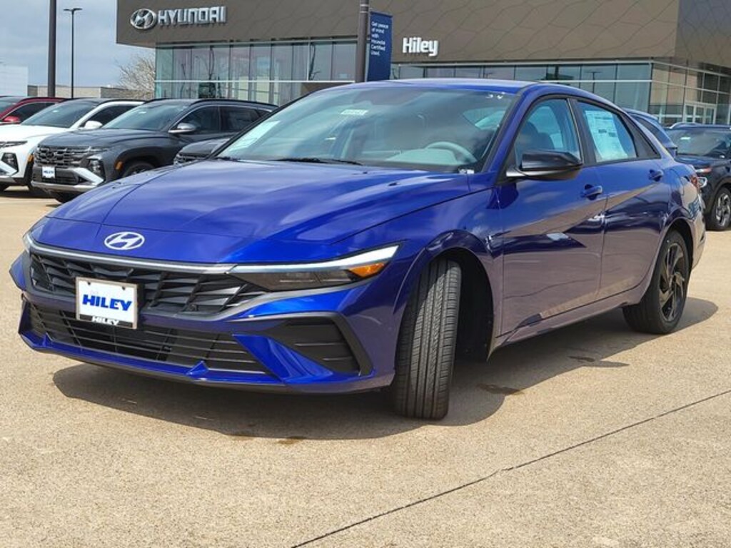 New 2026 Hyundai Elantra SEL Sport Sedan
