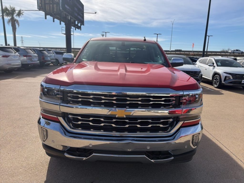 Used 2017 Chevrolet Silverado 1500 LTZ w/1LZ Truck Crew Cab