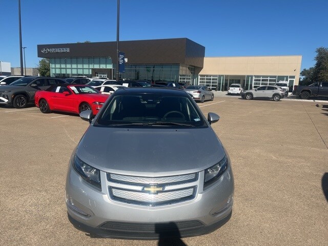 2012 Chevrolet Volt Base photo 2