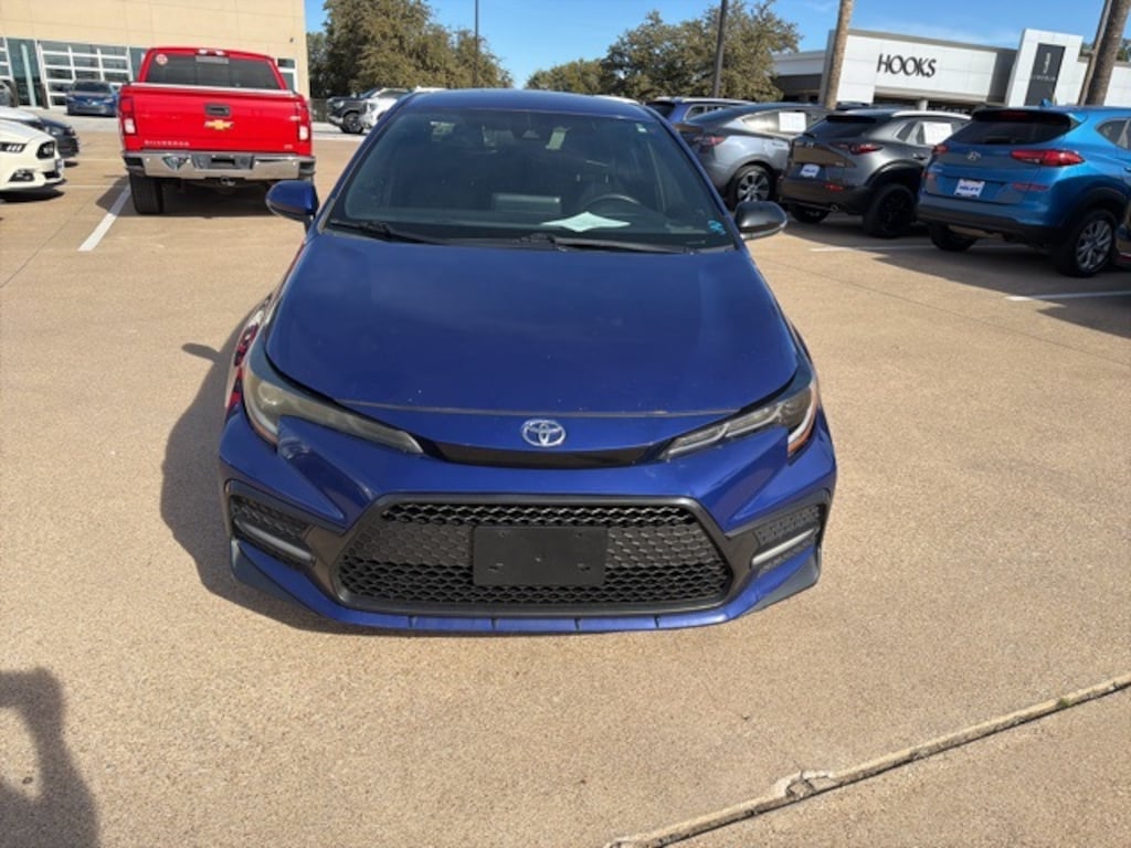 Used 2020 Toyota Corolla SE Sedan