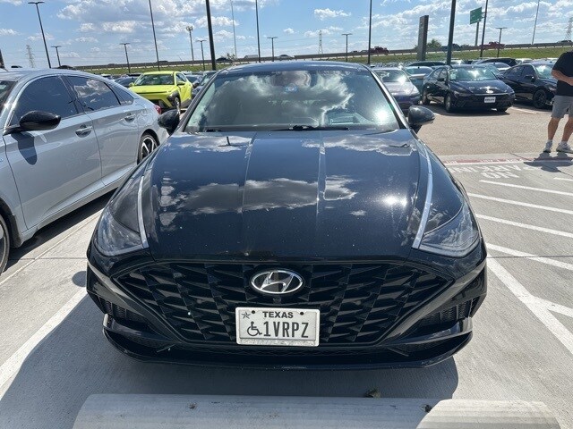 2023 Hyundai Sonata Limited photo 2