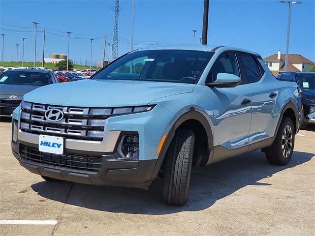 2026 Hyundai Santa Cruz SE photo 2