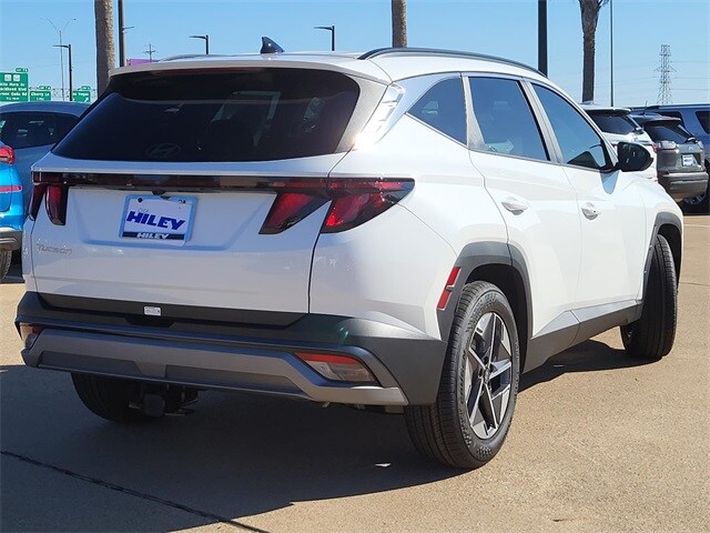 2026 Hyundai Tucson SEL photo 3
